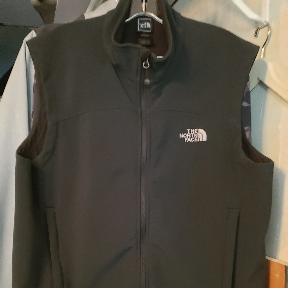 Northface vest